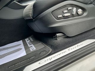 Porsche Cayenne Turbo 4.0 V8 Biturbo 550CV 4WD – Paquete completo Sport R-Design