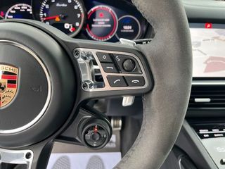 Porsche Cayenne Turbo 4.0 V8 Biturbo 550CV 4WD – Paquete completo Sport R-Design