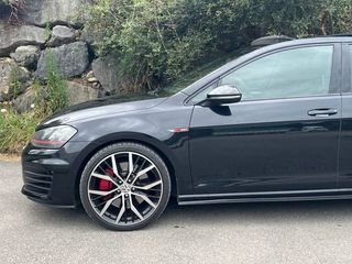 Volkswagen Golf 2.0 TSI 230cv DSG GTI Performance BMT