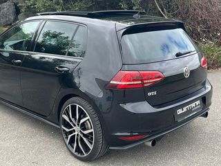 Volkswagen Golf 2.0 TSI 230cv DSG GTI Performance BMT