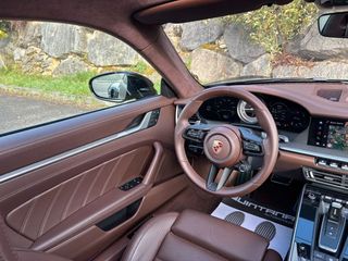 Porsche 911 992 TURBO 580CV