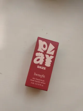 Benefit Play Daze Colorete Líquido Rosa