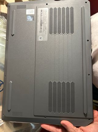 Portátil Lenovo LOQ Essential 15IRX11 15.6" Intel