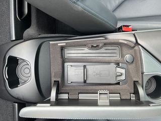 BMW i8 i8 ROADSTER FIRST Limited Edition 374cv