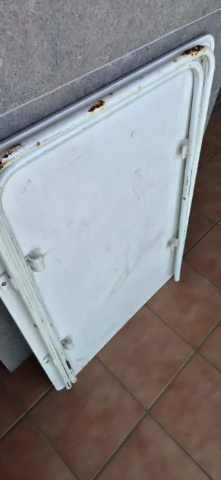 Mesa Auxiliar Plegable Blanca ideal playa,camping