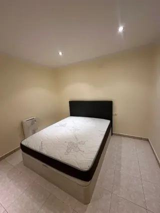 Cama canapé y colchón