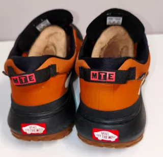 Zapatillas Vans  Crosspath MTE Marrones y Negras