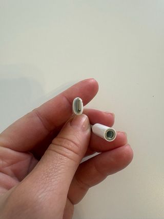 Adaptador Apple Lightning a Jack 3.5mm