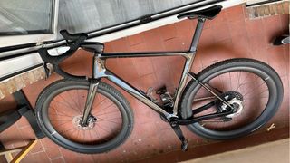 Gravel carbono FULL AXS| 8,1 kg