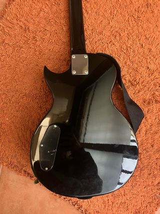 Modelo Epiphone Les Paul Special II Modificada