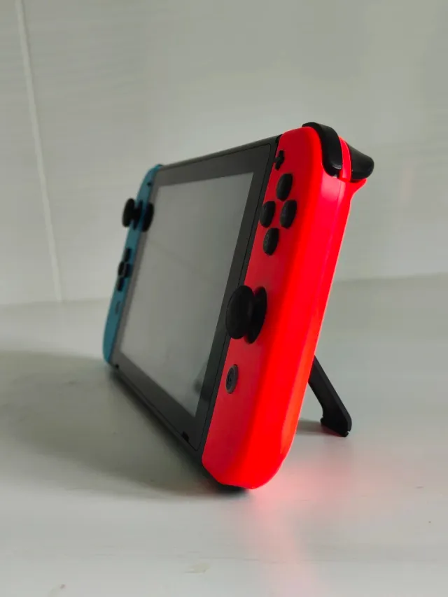 Nintendo Switch V1 + Accesorios