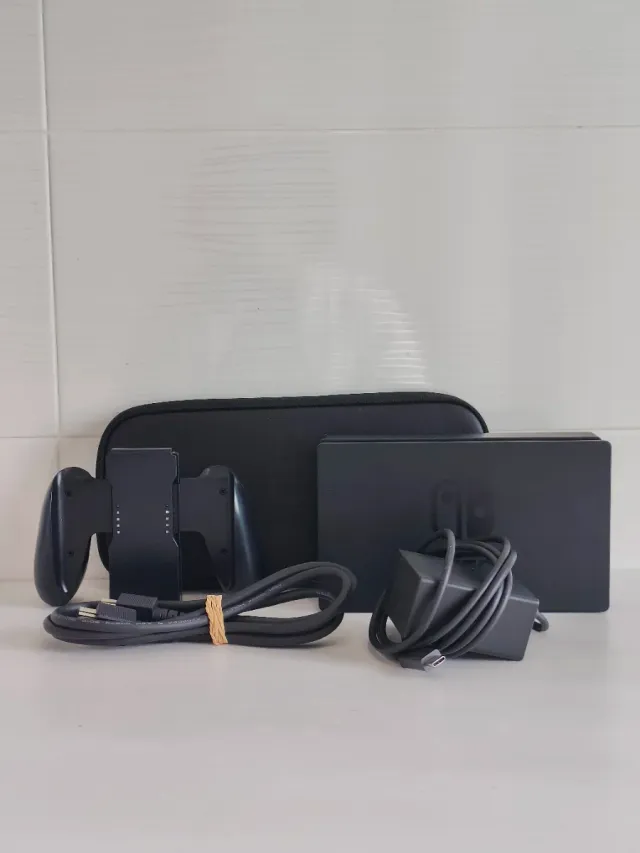 Nintendo Switch V1 + Accesorios