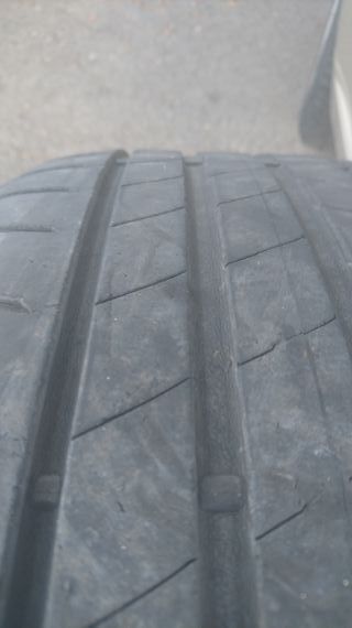2 Neumáticos Bridgestone 215/50R17 91W