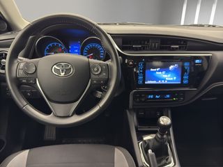 Toyota Auris TOURING SPORTS 1.6 130CV