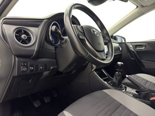 Toyota Auris TOURING SPORTS 1.6 130CV