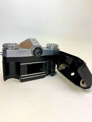 Zeiss Ikon Contaflex funcionando