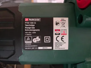 Sierra de inmersión Parkside PTSS 1200 C2