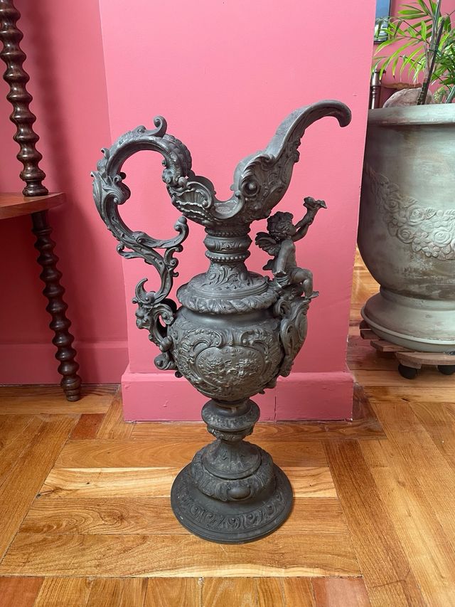 Urna de bronce 60cm