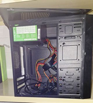 Torre PC Tacens a estrenar