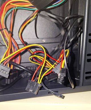 Torre PC Tacens a estrenar