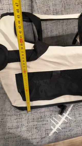 Trasportino per animali beige e nero