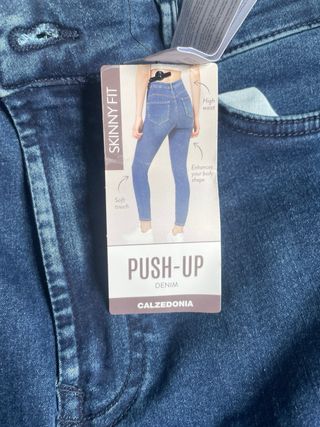 Vaqueros Push Up Calzedonia Azul