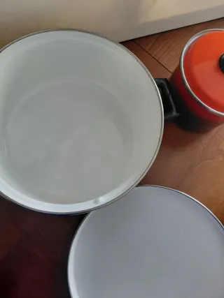 Ollas vintage acero esmaltado