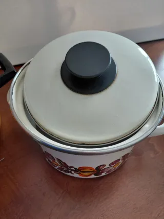 Ollas vintage acero esmaltado