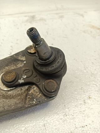 BRAZO SUSPENSION DELANTERO IZQUIERDO VOLKSWAGEN P