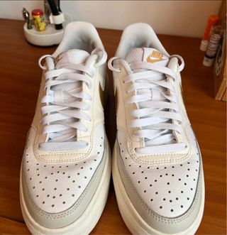 Zapatillas Nike Mujer Oro Blanco