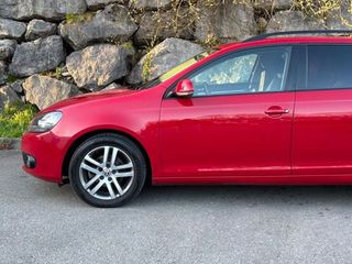 Volkswagen Golf Variant 1.6 TDI 105cv DPF DSG Advance