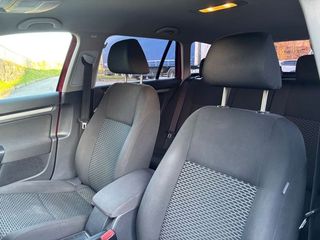 Volkswagen Golf Variant 1.6 TDI 105cv DPF DSG Advance