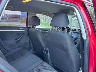 Volkswagen Golf Variant 1.6 TDI 105cv DPF DSG Advance