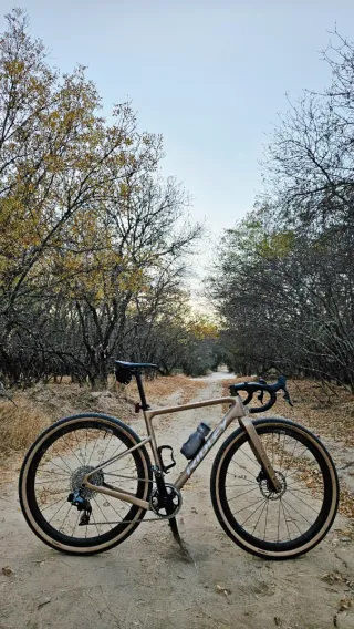 Bicicleta Gravel Ridley Adventure Sram AXS