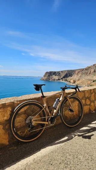 Bicicleta Gravel Ridley Adventure Sram AXS