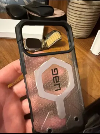 Funda UAG iPhone 17 Pro Max