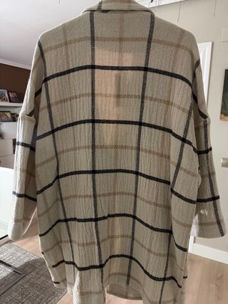 Abrigo Scalpers cuadros sin estrenar