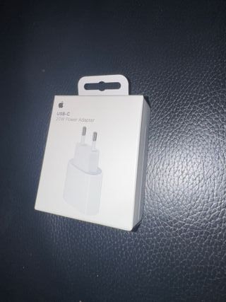 Cargador Apple USB-C 20W