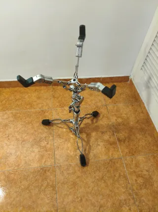 Soporte pié de Caja Batería Millenium SS-902 Pro