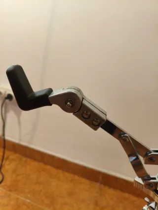 Soporte pié de Caja Batería Millenium SS-902 Pro