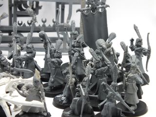 Elfi Alti Arcieri Lanceri Balista Warhammer 33 pz