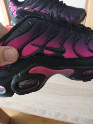 Zapatillas talla 44 sin estrenar