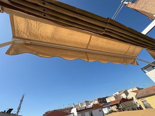 Conjunto toldos frontal exterior