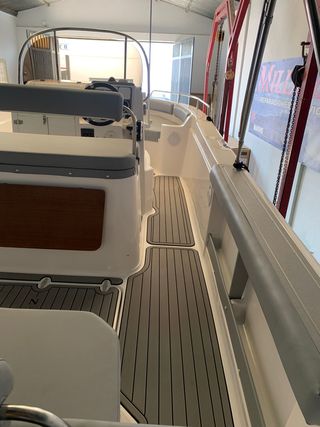 Dipol 25 CC (Reestreno)