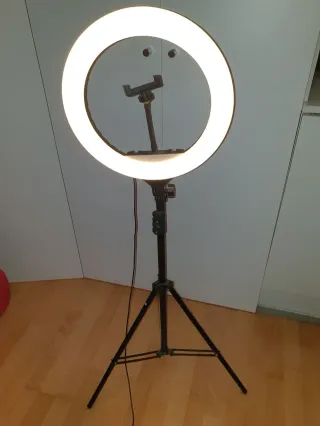Anillo luz LED RGB 35cm 15W con trípode NO REGATEO