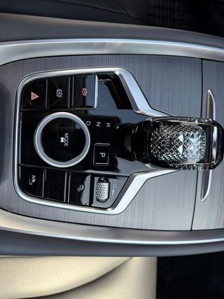 Ebro S700 1.6 TGDI Luxury 7 DCT