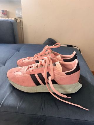 Zapatillas Adidas rosas y negras