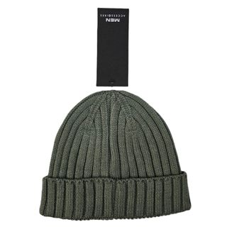 Gorro grueso verde oliva estilo outdoor