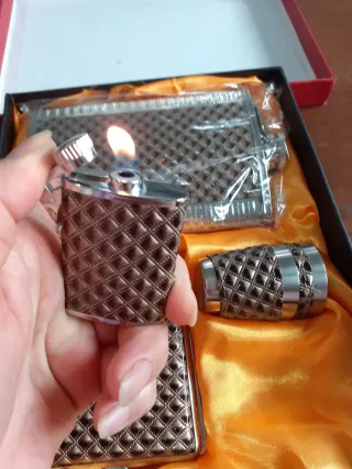 Set regalo uomo accendino, fiaschetta