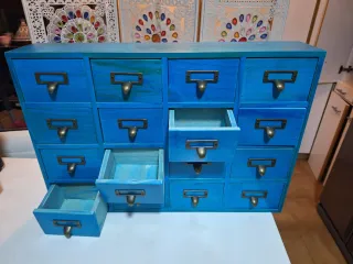 Mueble 16 cajones azul madera